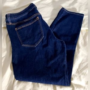 Old Navy Dark Wash/Rinse The Rockstar Crop Jean